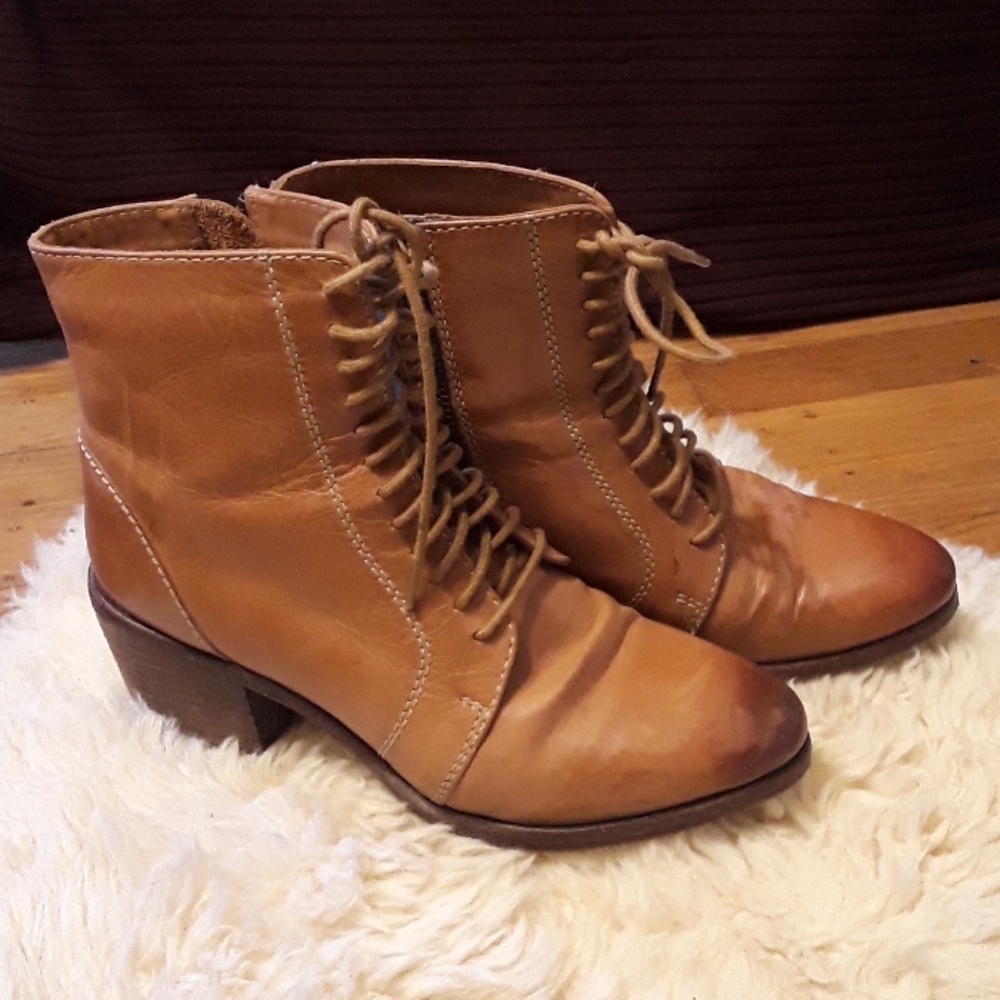 KDB heeled combats sz 7.5